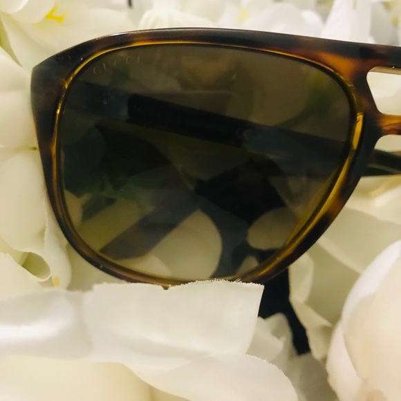 GUCCI Sungleses Modelo GG1018/S - Picture 6 of 8